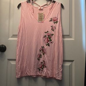 Women’s shirt size 1X with floral